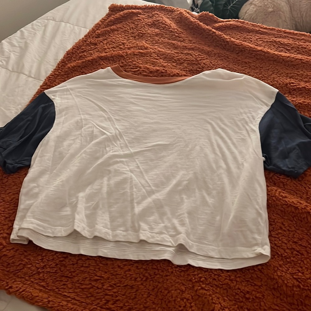 cute cropped T- shirt